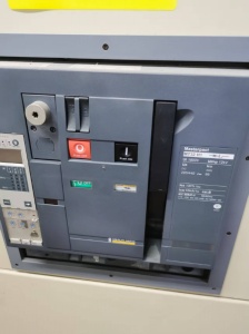 南京回收廢舊斷路器公司 施耐德斷路器回收