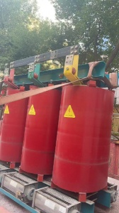 江蘇華鵬老式干式變壓器回收 蘇州回收變壓器設備廠家